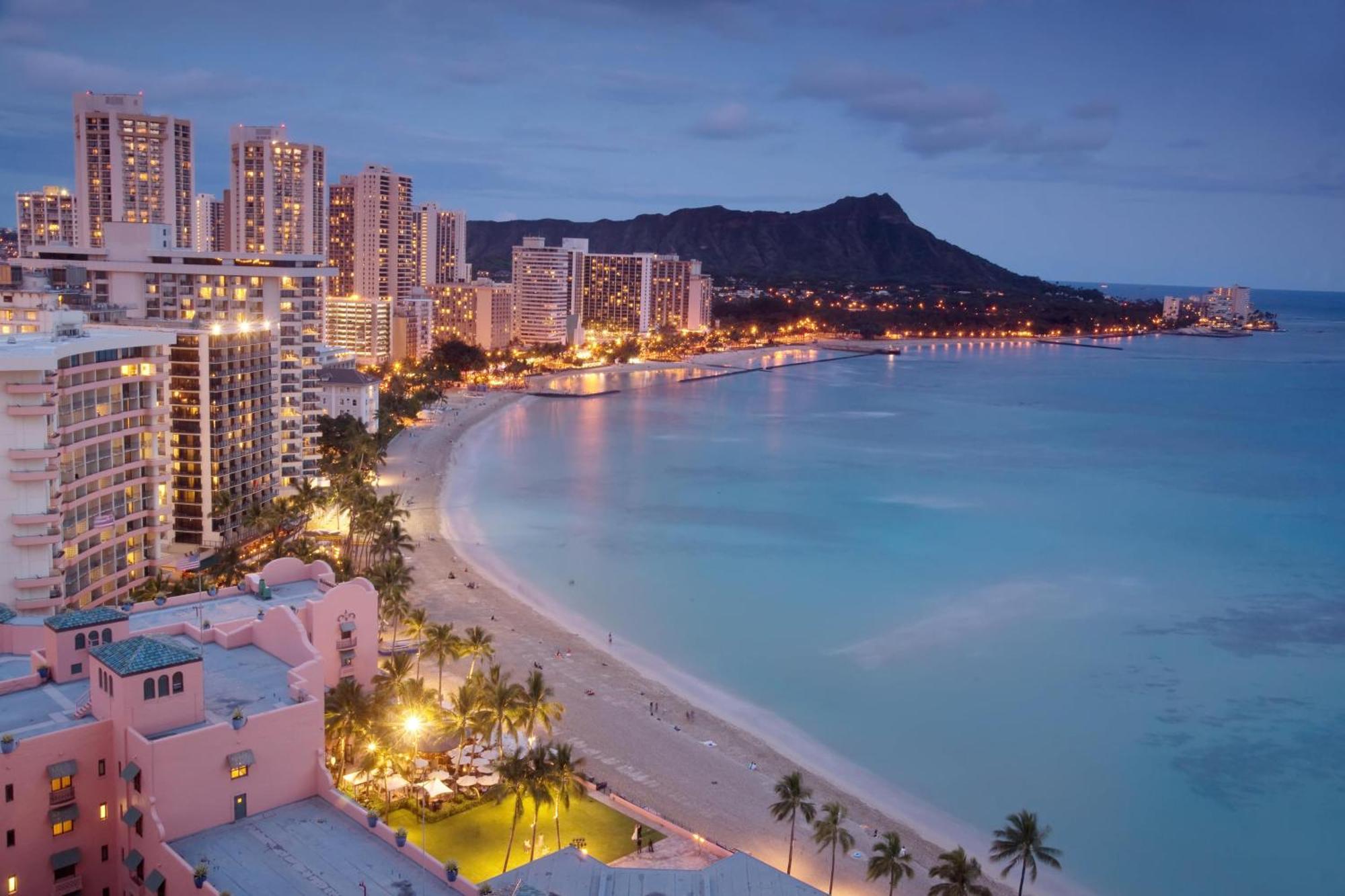 Radiant Luana Waikiki Villa Honolulu Exterior photo